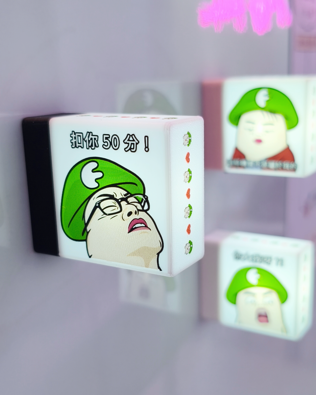 磁吸迷你燈箱💡 ( 附黏貼底座兩用✌️)